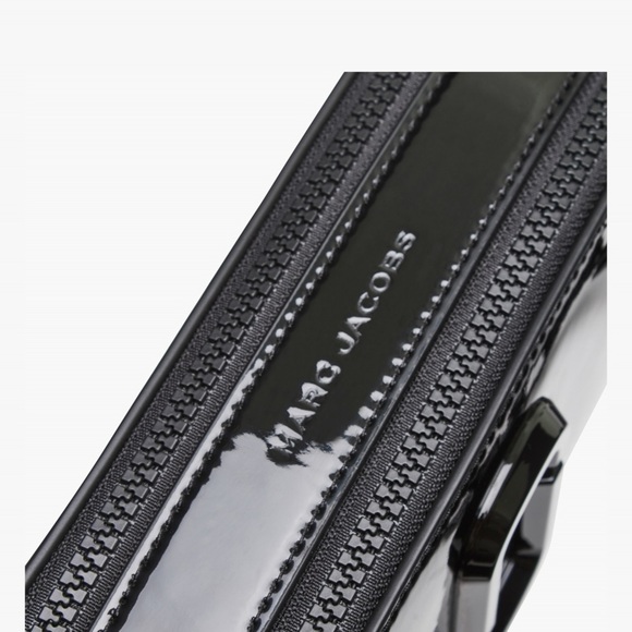 Marc Jacobs The Snapshot Black Patent Leather Camera Bag - Picture 4 of 8